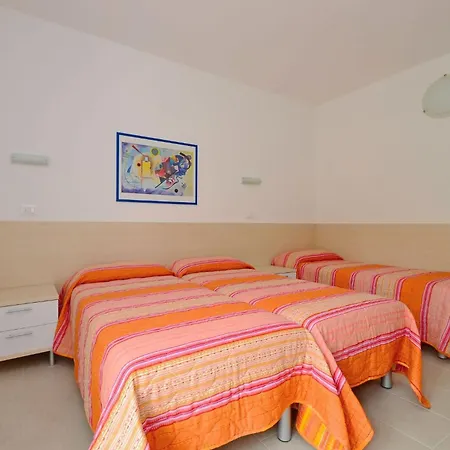 Appartement Seaside Retreat With Solarium And Pool